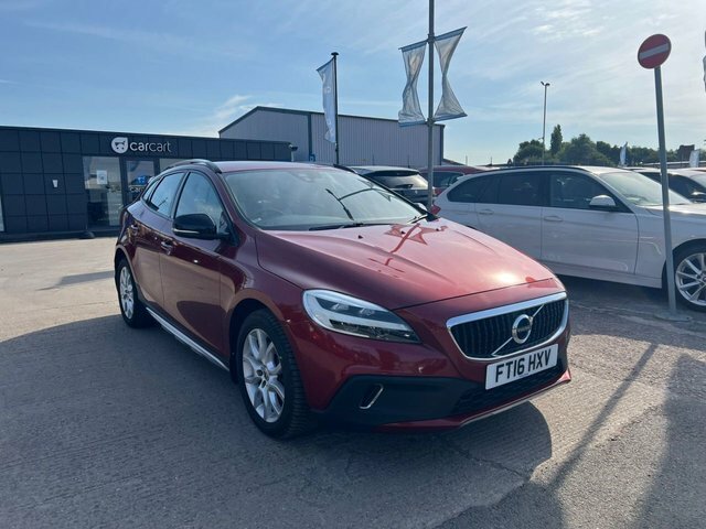 Volvo V40 Cross Country T3 Pro Hatchback Red
