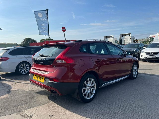 Volvo V40 Cross Country T3 Pro Hatchback Red #4