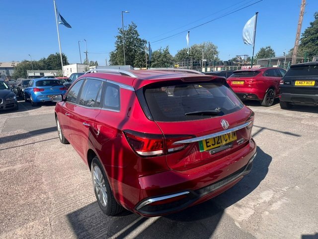 MG MG5 Exclusive Estate Red #3