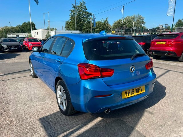 BMW 1 Series 118D Se Hatchback YH19WPV Blue #3