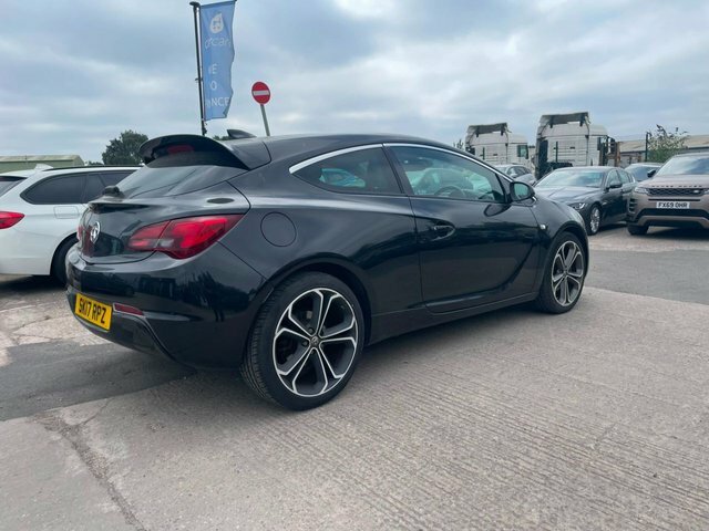 Vauxhall Astra GTC Turbo Limited Edition Coupe Black #4