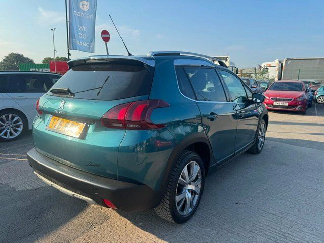 Peugeot 2008 Bluehdi Allure Suv Green #4