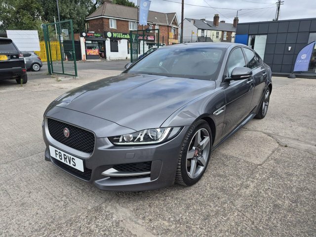 Jaguar XE R-sport Saloon Grey #2