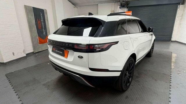 Land Rover Range Rover Velar 2.0 D240 R-dynamic Hse Suv 4Wd Eur AO67FYF White #6