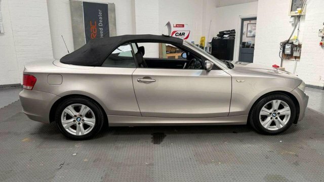 BMW 1 Series 2.0 120I Se Convertible Euro 4 Silver #5