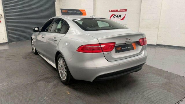 Jaguar XE 2.0D R-sport Saloon Euro 6 Ss Silver #4