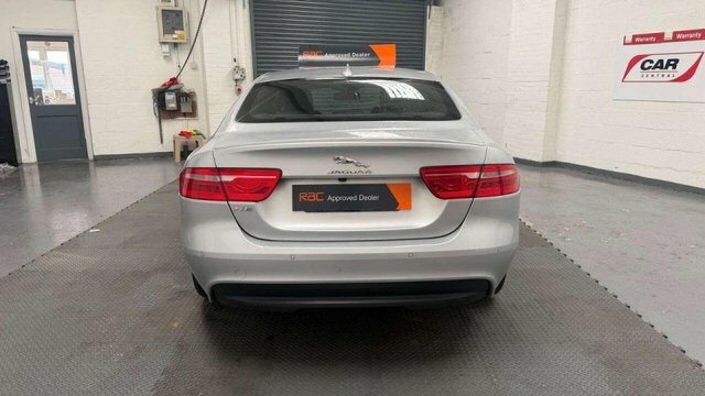 Jaguar XE 2.0D R-sport Saloon Euro 6 Ss Silver #5