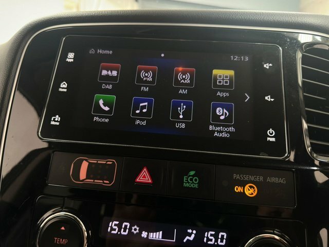 Mitsubishi Outlander 2.0H 12Kwh 4Hs Cvt 4Wd Euro 6 Ss Black #28