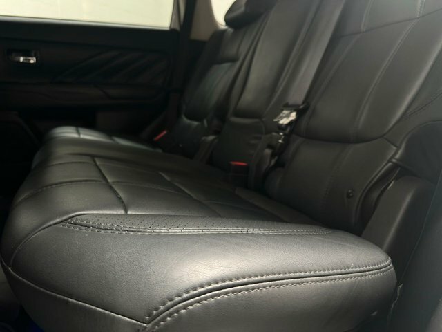 Mitsubishi Outlander 2.0H 12Kwh 4Hs Cvt 4Wd Euro 6 Ss Black #26