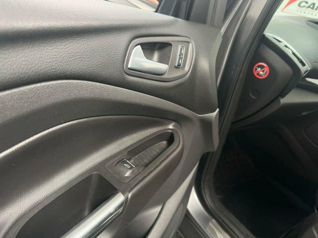 Ford Kuga 2.0 Tdci Zetec Suv 2Wd Euro 5 1 White #31