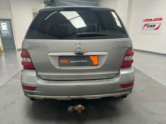 Mercedes-Benz M Class 3.0 Ml300 Cdi V6 Blueefficiency Sport Suv Dies Silver #4