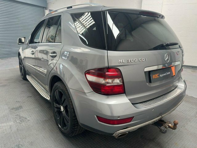 Mercedes-Benz M Class 3.0 Ml300 Cdi V6 Blueefficiency Sport Suv Dies Silver #5