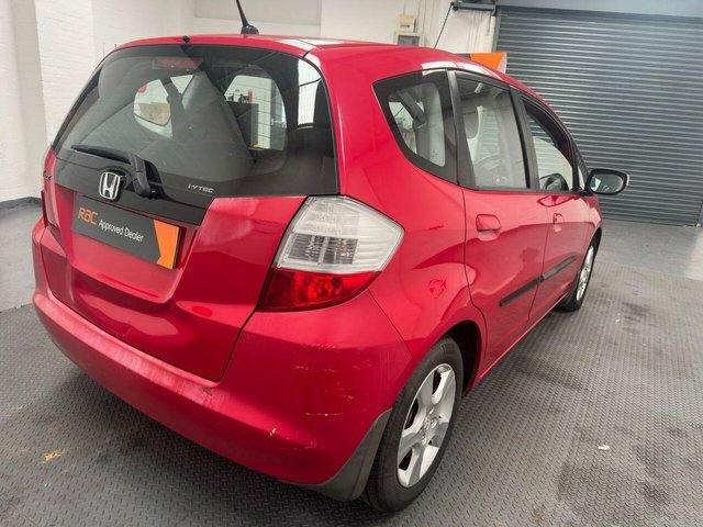 Honda Jazz 1.4 I-vtec Es Hatchback I Shift Euro 4 Red #6