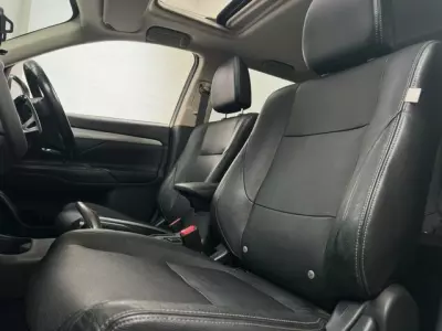 Mitsubishi Outlander 2.0H 12Kwh Gx4h Cvt 4Wd Euro 5 Ss Grey #30