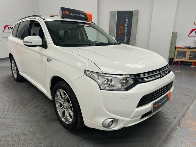 Mitsubishi Outlander 2.0H 12Kwh Gx4hs Cvt 4Wd Euro 5 Ss White #8