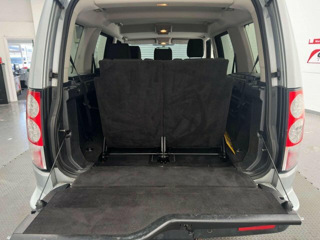 Land Rover Discovery 4 4 4X4 Blue #9