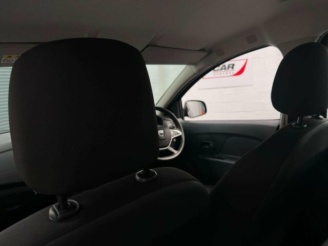Dacia Sandero Essential Tce White #25