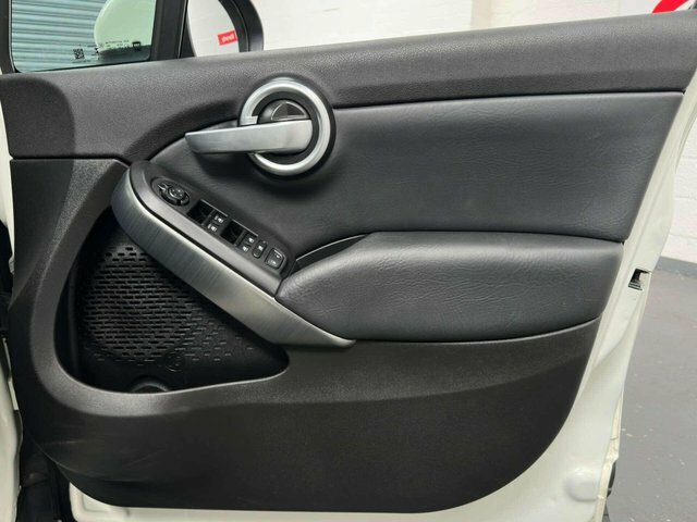 Fiat 500X Cross White #13