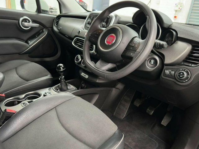 Fiat 500X Cross White #21