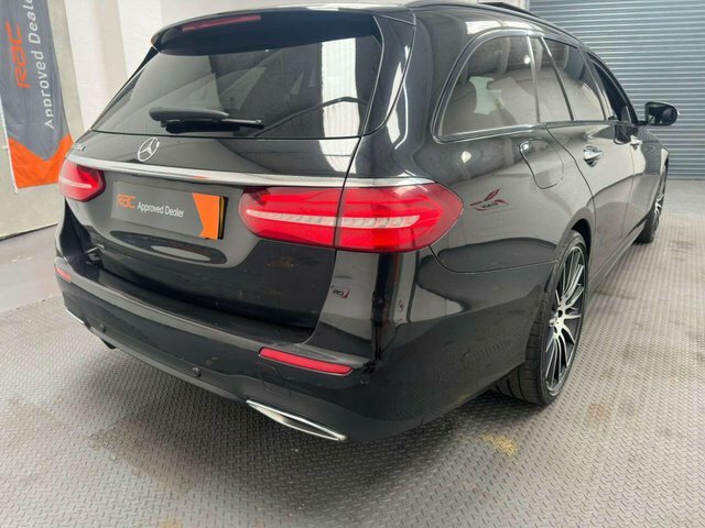 Mercedes-Benz E Class 2.0 E220d Amg Line Night Edition Premium Plus Es Black #6