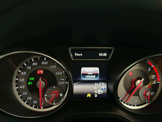 Mercedes-Benz GLA Class 220D 4Matic Amg Line Black #14