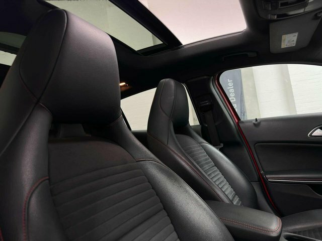 Mercedes-Benz GLA Class 220D 4Matic Amg Line Black #12