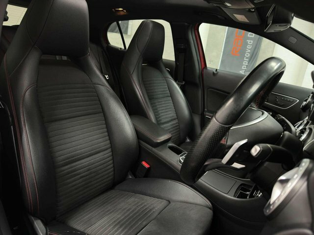 Mercedes-Benz GLA Class 220D 4Matic Amg Line Black #9