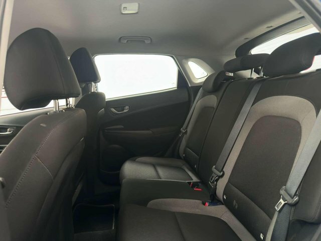 Hyundai Kona Premium Black #29
