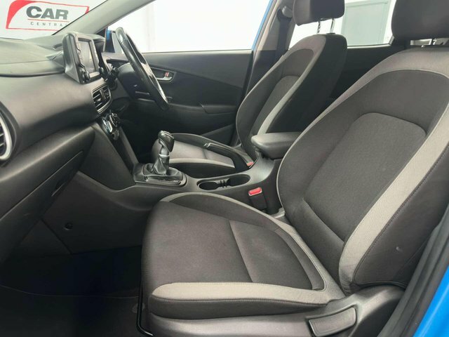 Hyundai Kona Premium Black #33