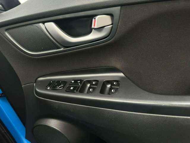 Hyundai Kona Premium Black #10