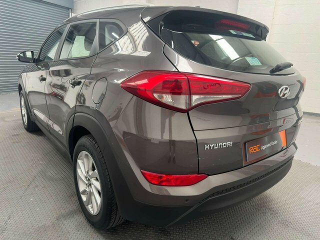 Hyundai Tucson 1.6 Gdi Blue Drive Se Nav Suv Eu Grey #4