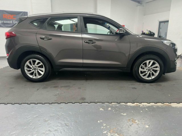 Hyundai Tucson 1.6 Gdi Blue Drive Se Nav Suv Eu Grey #6