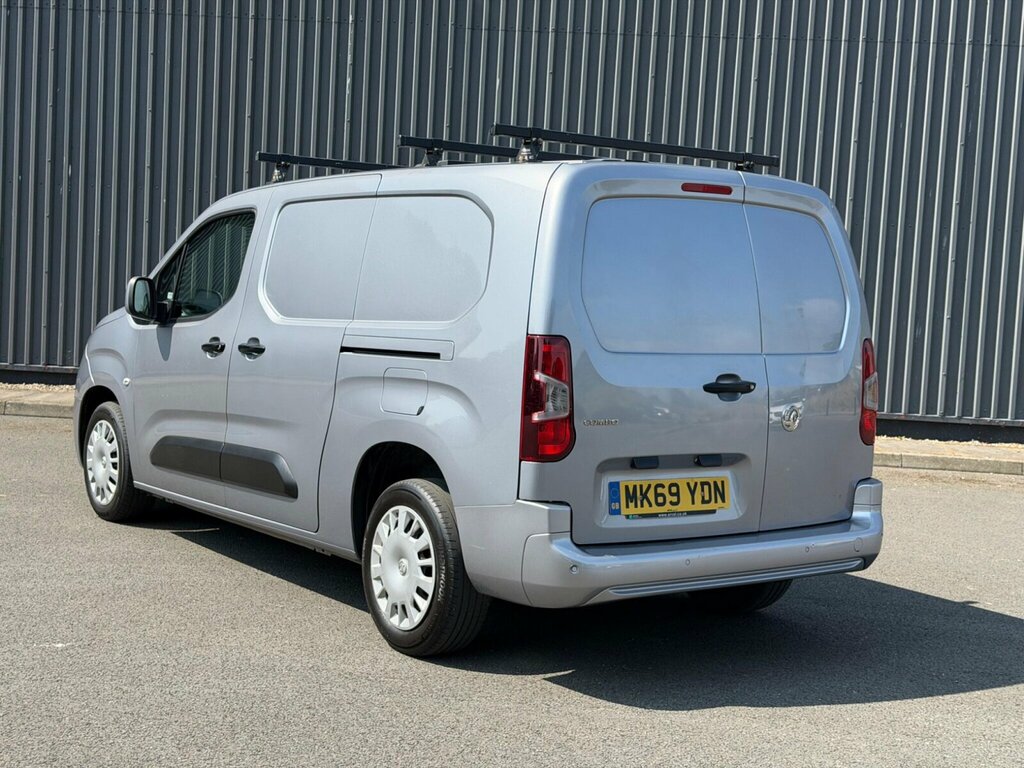 Vauxhall Combo 1.5 Turbo D 2300 Sportive L2 H1 Euro 6 Ss  #6