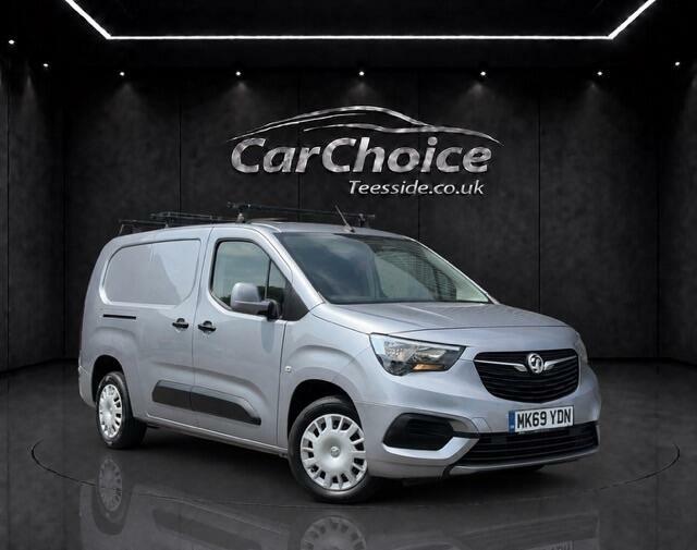 Vauxhall Combo 1.5 Turbo D 2300 Sportive L2 H1 Euro 6 Ss MK69YDN
