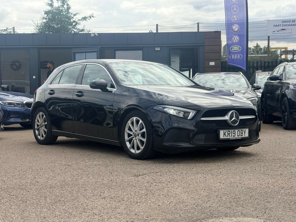 Mercedes-Benz A Class 1.5 Sport 7G-dct Euro 6 Ss Black