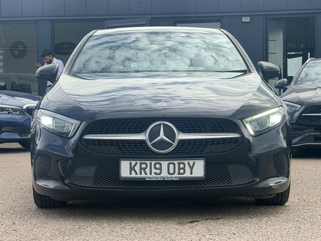 Mercedes-Benz A Class 1.5 Sport 7G-dct Euro 6 Ss KR19OBY Black #2