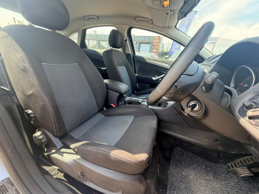 Ford Mondeo 1.8 Tdci Zetec Estate 156 Gkm, Blue #17