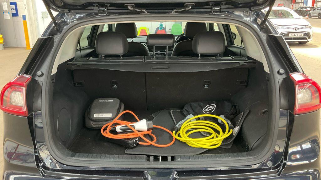 Kia e-Niro Crossover 1.6 Gdi 2 1.56Kwh Lithium-ion White #8