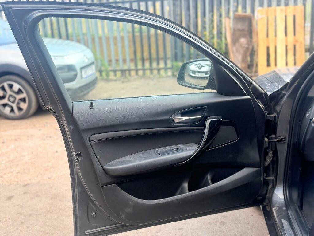 BMW 1 Series Shadow Edition Black #31