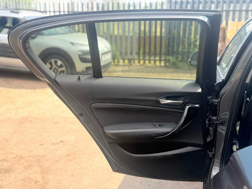 BMW 1 Series Shadow Edition Black #30