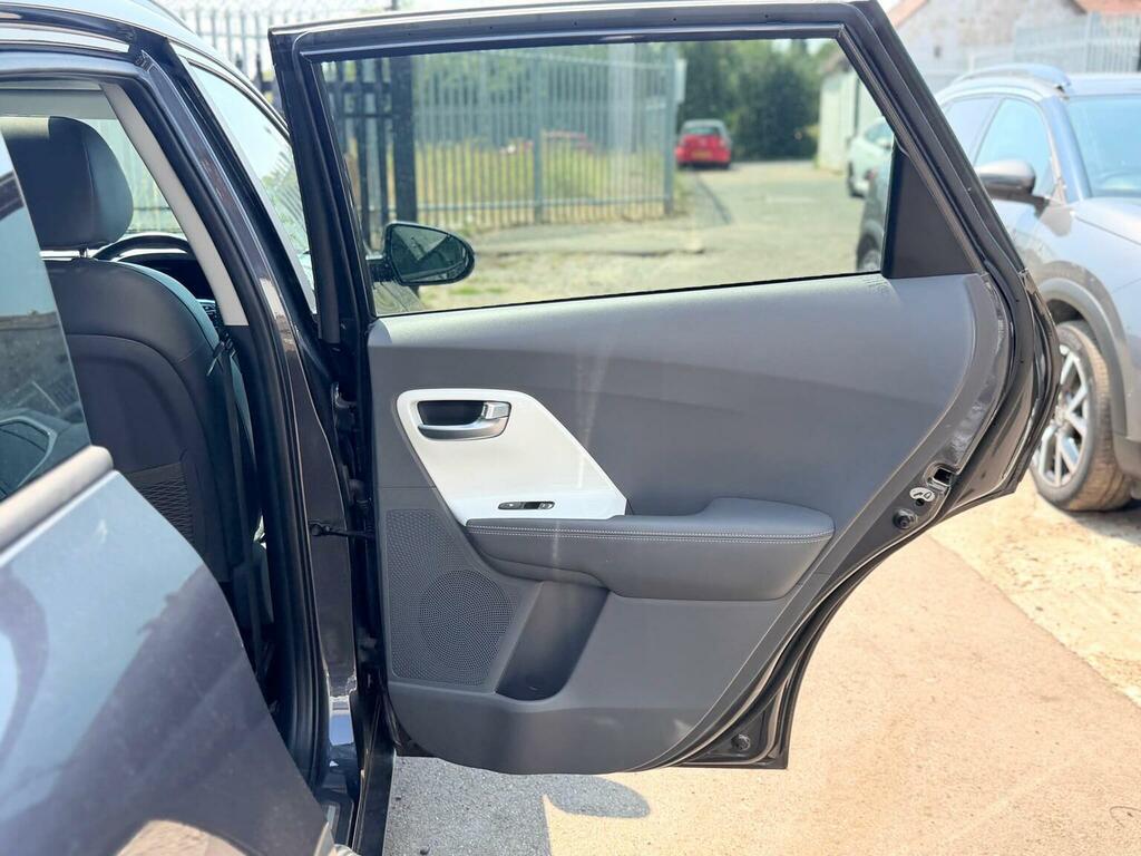 Kia Niro 3 Phev 5-Door Blue #35