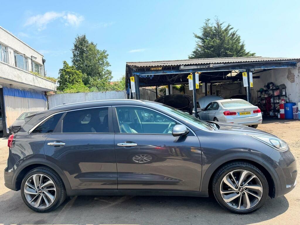 Kia Niro 3 Phev 5-Door Blue #9