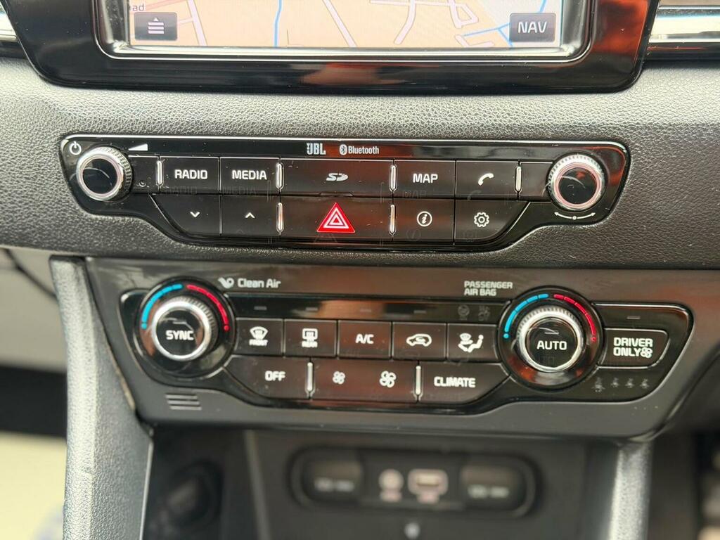 Kia Niro 1L 3 Red #25