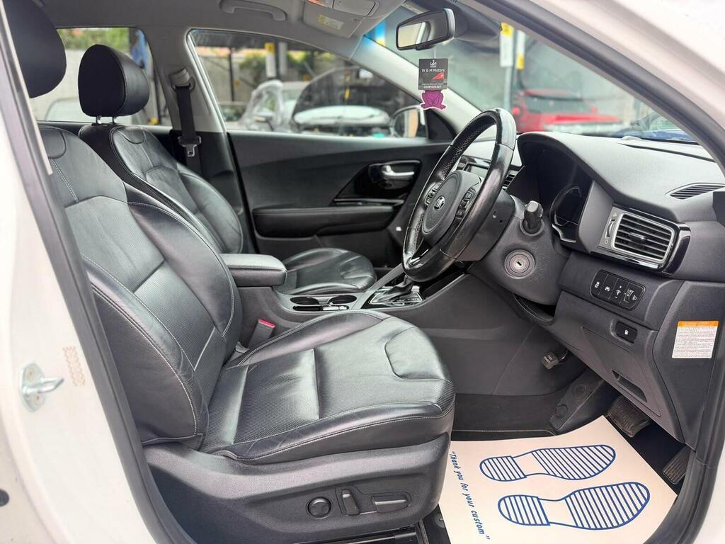 Kia Niro 1L 3 Red #16