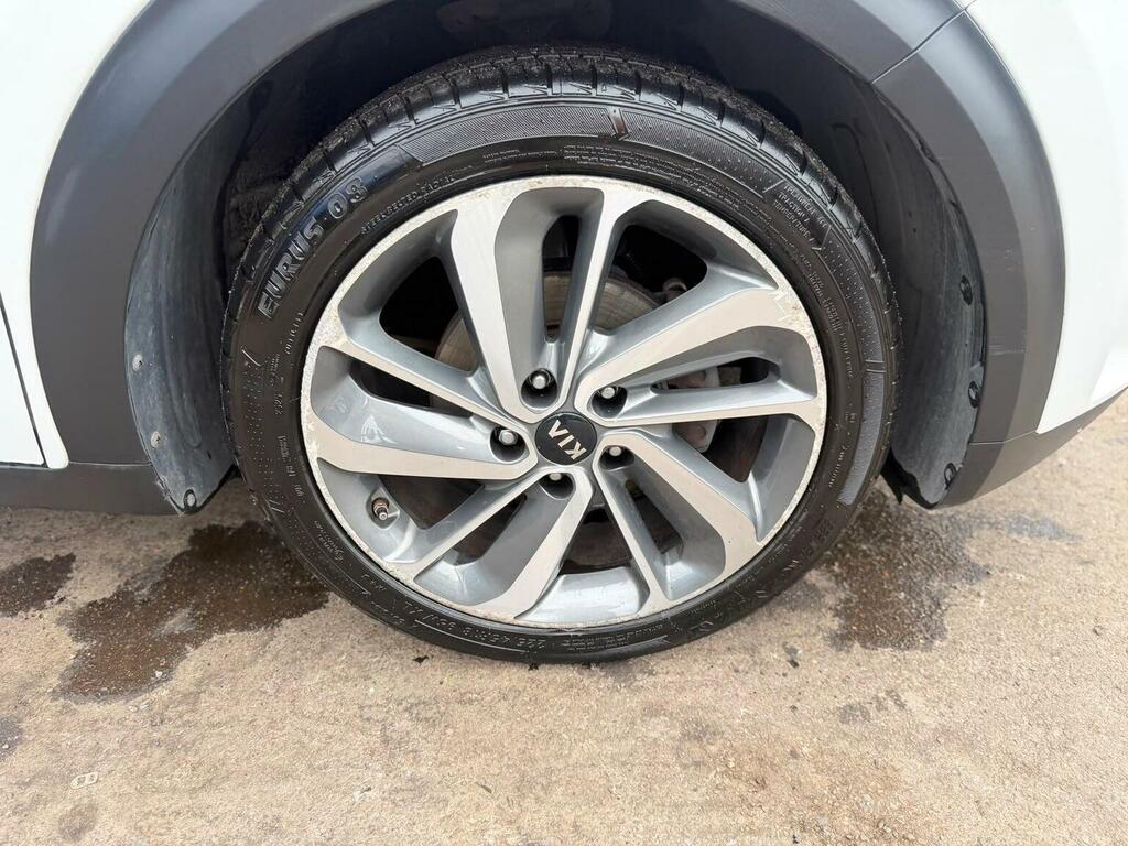Kia Niro 1L 3 Red #40