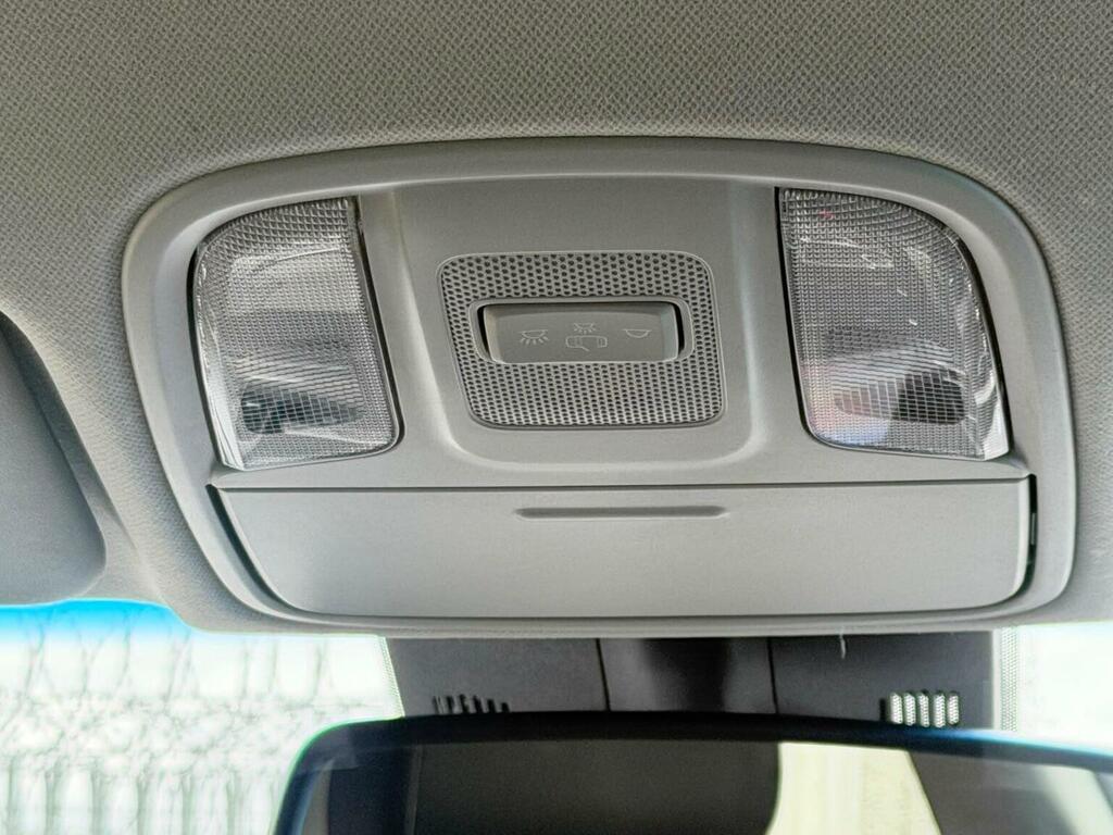Kia Niro 1L 3 Red #34