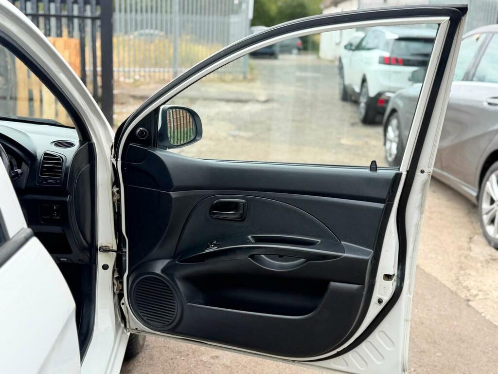 Kia Picanto 1.1 Strike 64 Bhp Red #33