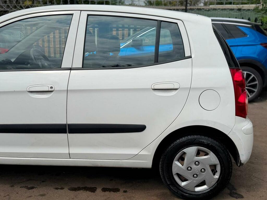 Kia Picanto 1.1 Strike 64 Bhp Red #54