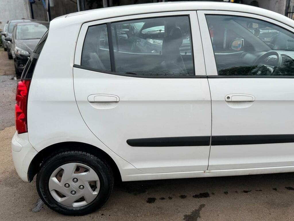 Kia Picanto 1.1 Strike 64 Bhp Red #14