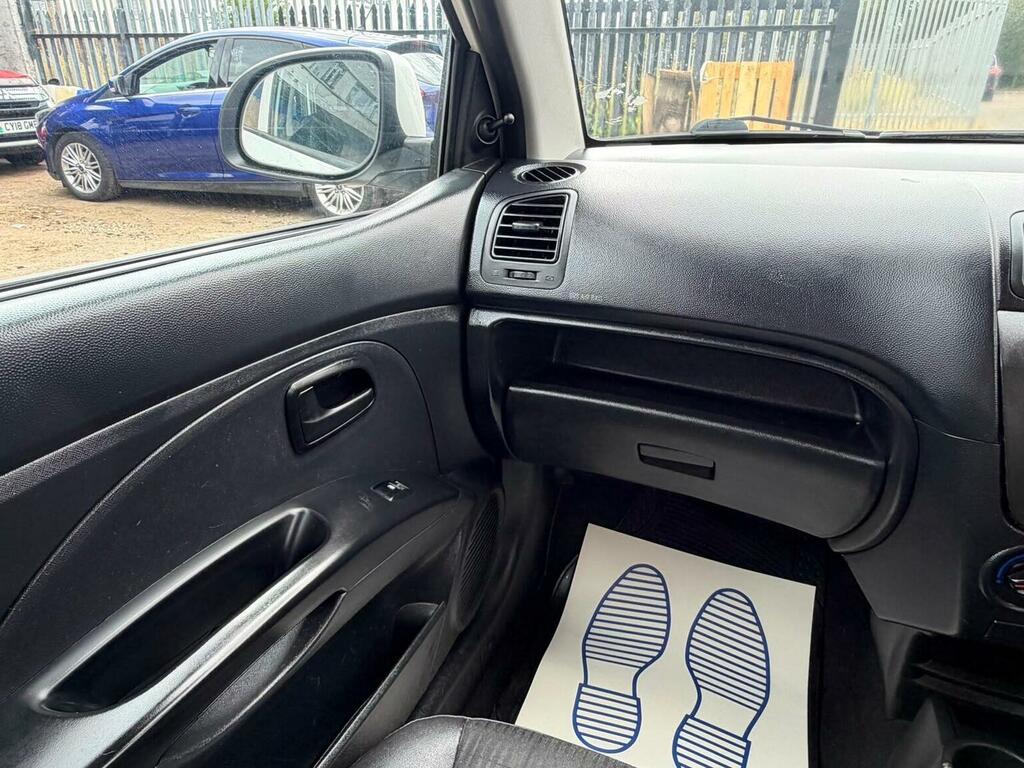 Kia Picanto 1.1 Strike 64 Bhp Red #53